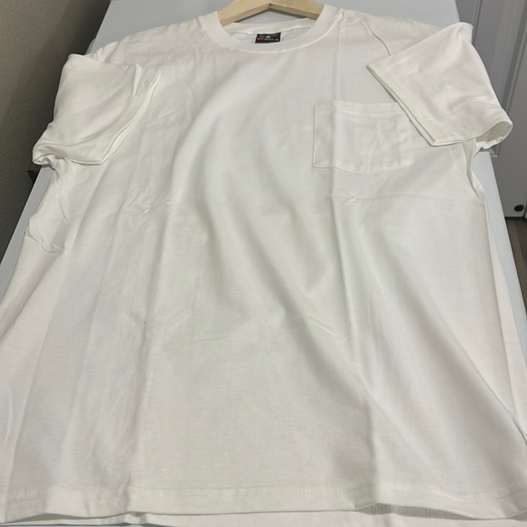 Lot of 5 NEW Hanes Beefy-T Unisex Cotton Pocket T-Shirt SIZE M Color White - Picture 4 of 6